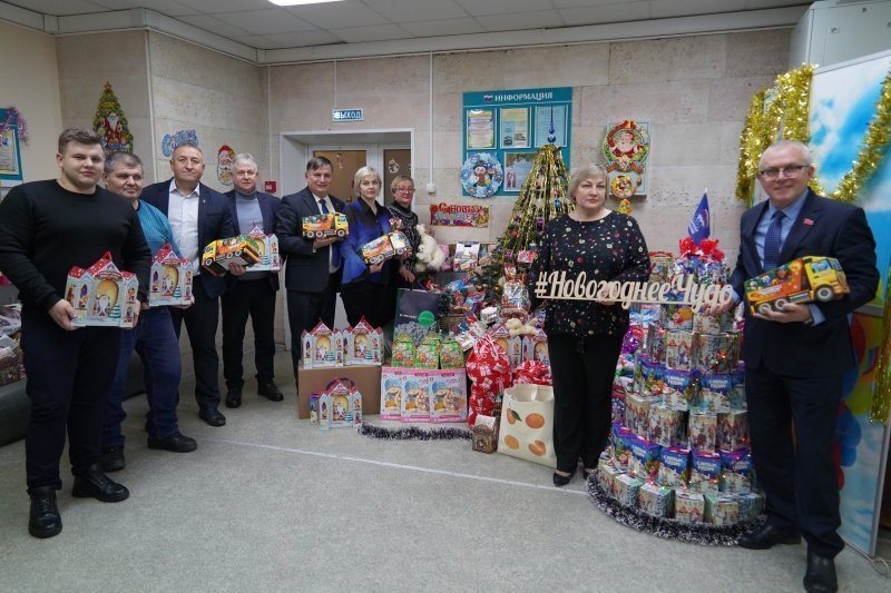 В Воскресенске продолжается ежегодная благотворительная акция «Новогоднее чудо»