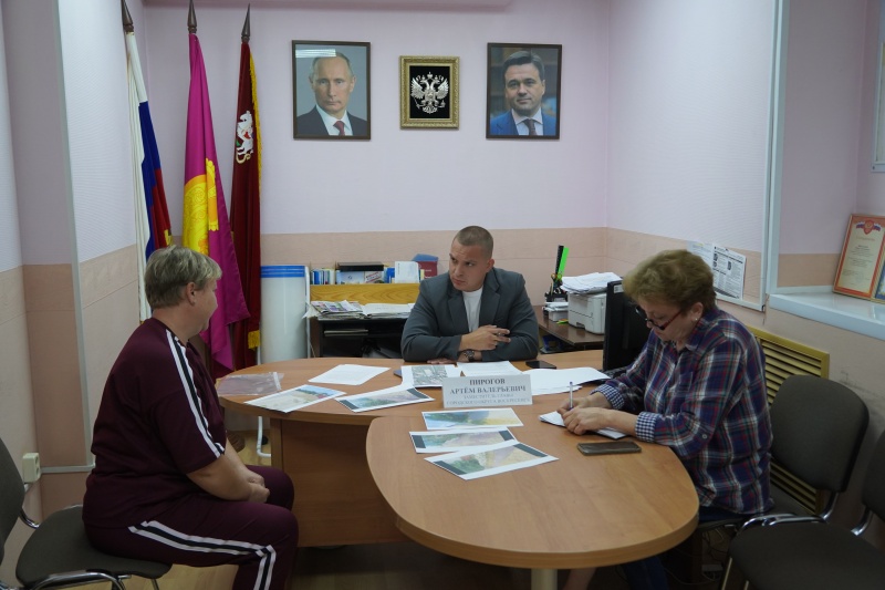 На приёме по вопросам благоустройства