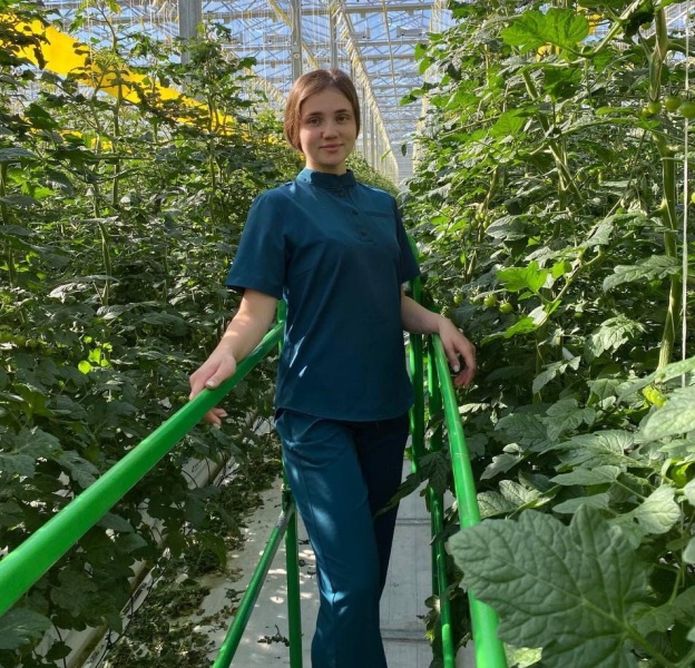 Сотрудница воскресенского тепличного комплекса приняла участие в проекте по модернизации имиджа сельского труда