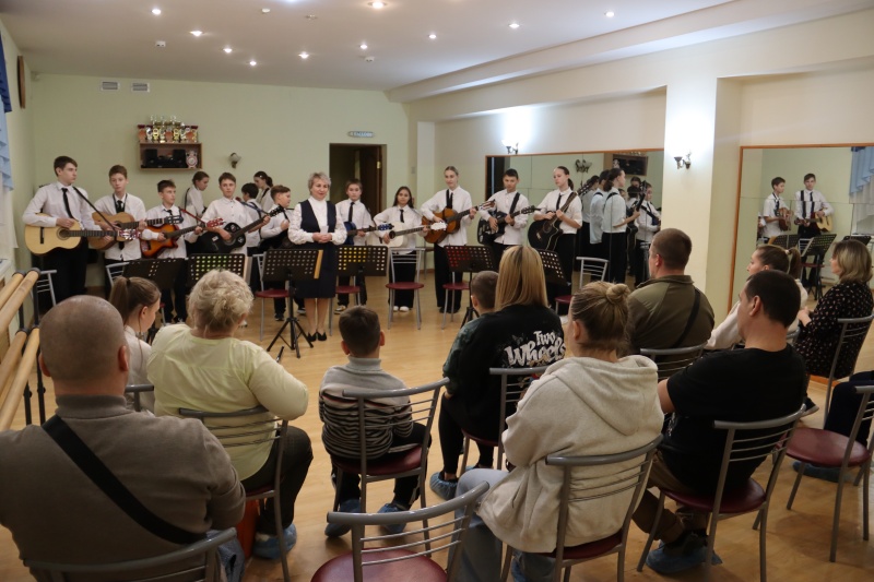 В Воскресенске провели открытый урок игры на гитаре 