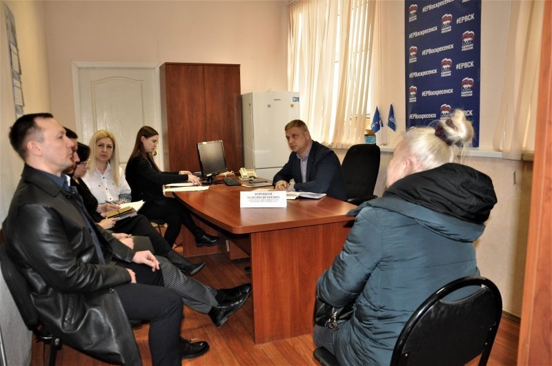 На приёме по вопросам ЖКХ 