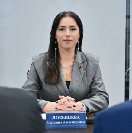 Депутат Московской областной Думы Екатерина Лобышева поздравляет с Международным женским днём 