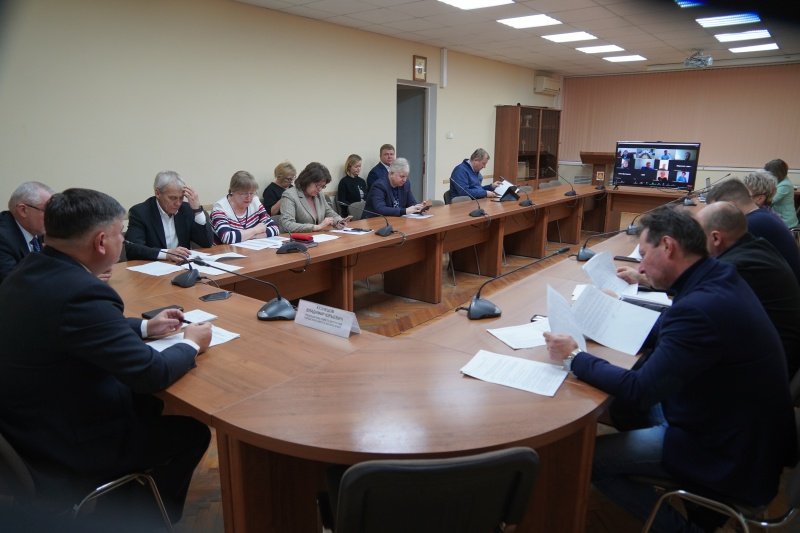 На внеоочередном заседании Совета депутатов