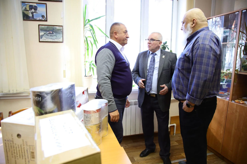 Единая Россия Воскресенска продолжает помогать фронту