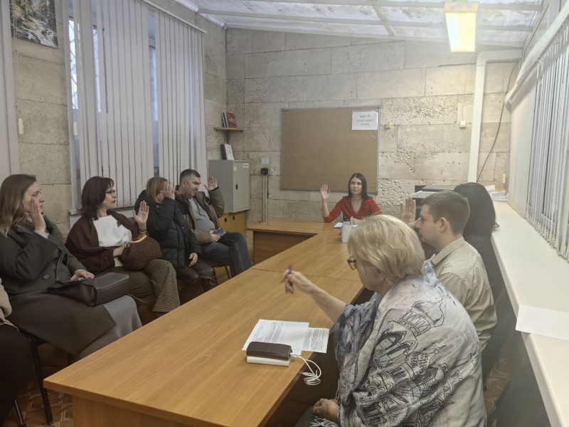 На заседании административной комиссии 