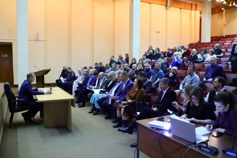 Глава городского округа Воскресенск провел еженедельное оперативное совещание