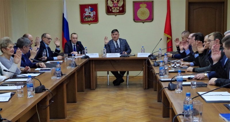 О возложении временного исполнения полномочий главы округа