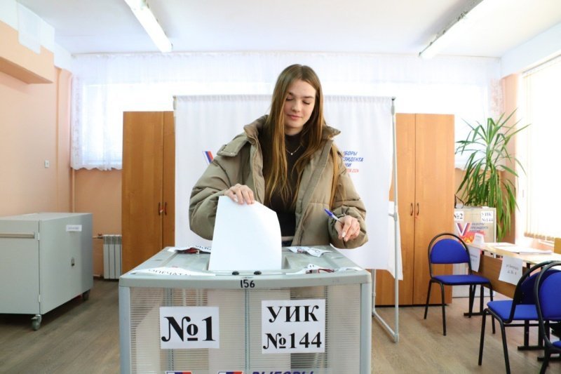 С Днём молодого избирателя!