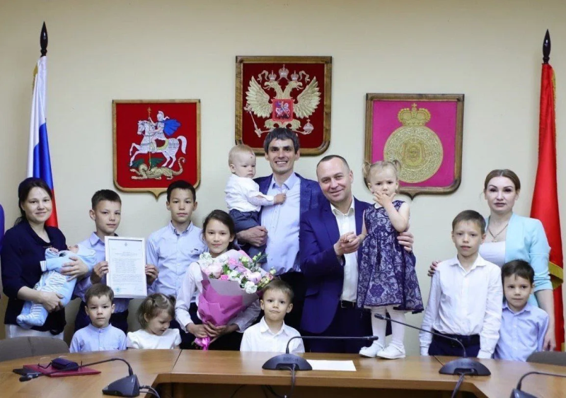 «Единая Россия» Воскресенска продолжает поддержку многодетных семей в рамках народной программы партии